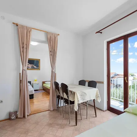 In Brodarica Near Gaj * Razine