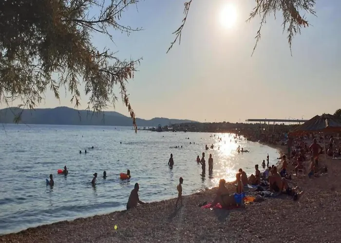 In Brodarica Near Gaj * Razine