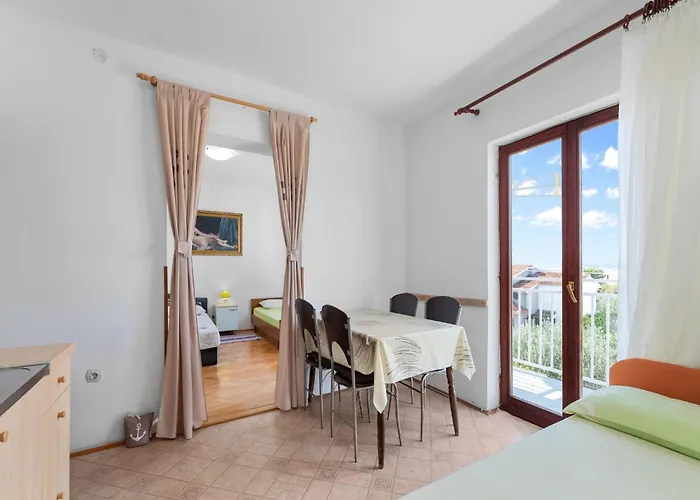 In Brodarica Near Gaj * Razine