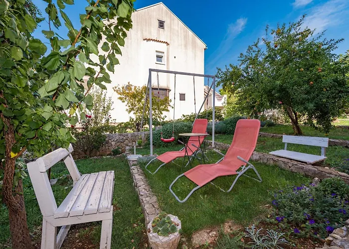 Apartamento In Brodarica Near Gaj Razine